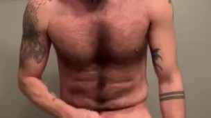 Bathroom Slave Jerk