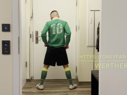 Soccer player in green football kit fucks his ass with a dildo till orgasm