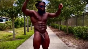MrBigDThomas pubic posing