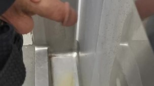 Quick urinal stop at work