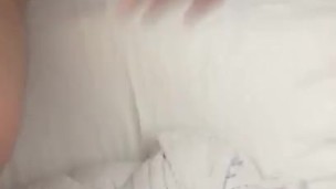 ESCAPO CON MI HERMANASTRA PARA PROBAR SU COÑO ROSA