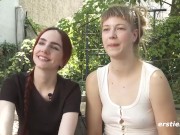 Ersties: Ida darf Claudias schöne Pussy lecken! 9/16