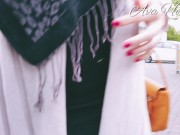 MILF exhibe sa chatte dans la rue 5/16