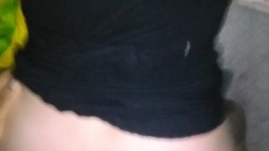 Mi novia con vestido en cuatro en la cama 2