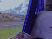 Batendo uma siririca no ônibus da viagem 15/16