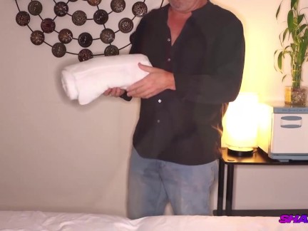 Asian Reflexology Massage with Sensual Blowjob happy Ending