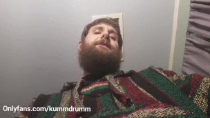 You deserve a hot cock in your mouth! Let me help you and cum down your throat!