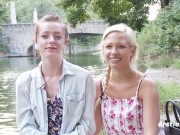 Ersties: Gabi und Lisa M. treiben es im Einkaufszentrum 2/16