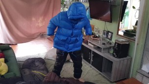 Handjob and cumshot in the sleepingbag