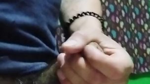 Regandome toda la leche encima