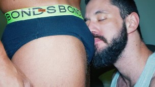 Straight Builder in Footy Shorts Gets Cock Worshipped