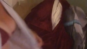Watch Gamer Girl get horny the last 10 seconds of this video just by walking by her! Pussy is Good