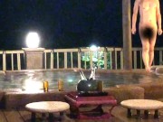 ゴージャスな貸切露天風呂でイチャイチャした後は椅子の上で騎乗位セックス、出した後は甘苦いごっくん 4/16