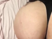 Her massive ass makes waves like the ocean 4/16