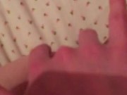 Пися течёт от желания, пришлось потрогать. Хотя родители дома - Screenshot 6 of 16 - Fingering