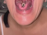 Mia giantess BBW body worship, vore and farts