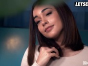 Hot Latina Ginebra Bellucci Needs Her Pussy Fucked By Huge Black Cock - HORNY HOSTEL 3/16