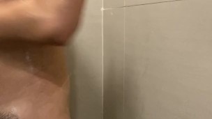 Basketball player nagshower kita malaking burat