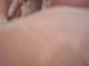 Mi vecino me graba mientras me baño 12/16