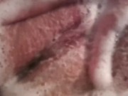 Mi vecino me graba mientras me baño 4/16