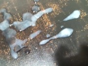 Поругался с женщиной и пошел мастурбировать на кухню, оставил на утро сюрприз 😈 16/16