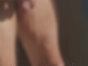 Hombre latino muy caliente 9/16