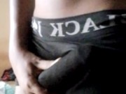 Mostrando na cueca, com pirika grande 4/16