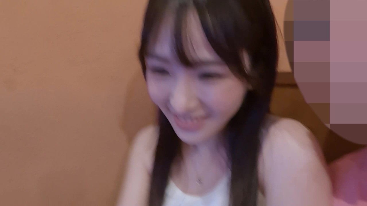 ニコニコ可愛い！性格最高！地下アイドル⑤普通のカフェの店内で見つからないよう露出SEXチャレンジ　その1　おもちゃ仕込んでフェラさせてみた - 無料セックスビデオ - RedTube