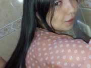 No aguante más y me folle a mi vecina en el baño 10/16