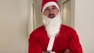 Macrophilia - Santa shrinks you for Christmas