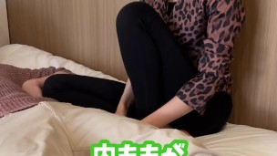 【くすぐり検証】内ももと外ももはどっちがくすぐったい？♡ #shorts