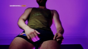 Hunky jock gets his big hard cock out after a gym session