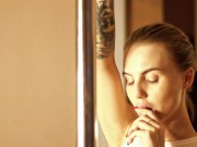 White horny bunny is dancing for me and sucking on my carrot 🥕🐰 1/16