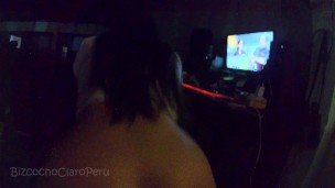 Colegiala arrecha coge duro viendo al fondo hay sitio