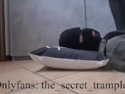 Pics backstage (preview, full video on Onlyfans) face trampling and facesitting 2/16