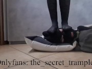 Pics backstage (preview, full video on Onlyfans) face trampling and facesitting 8/16