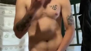 Me probé el jardinero y terminé tocándome