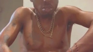 A Shorty Str8 Jacking Yo