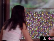 Intense Masseuse Bangs Her Sexy Crush 2/16