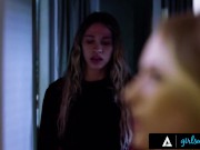 Hot Brunette Fucks Girl During Overnight 16/16