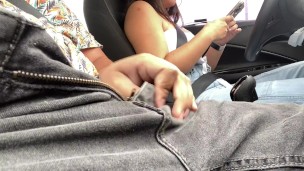 Le enseño a manejar y a mamar tragate la leche