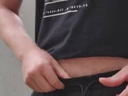 Wanking outside in die garden 16/16