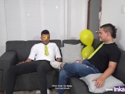 engaño de año nuevo, despues de la fiesta de año nuevo marido se queda borrachoy amigo termina comiendose el coño de su mujer 6/16