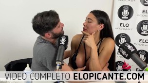 PAMELA POMBO & ELO PODCAST JUEGAN PIEDRA PAPEL O TIJERA *TERMINA MAL*
