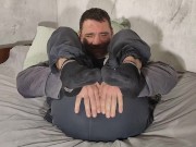 In a good mood, I listen to radio 3/16