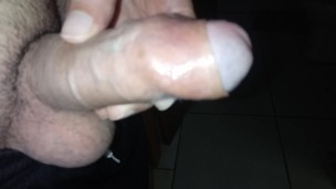 Tratando de Despertarla