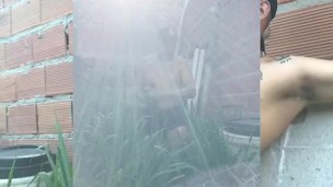 Me pajeo mientras miro al vecino regar las plantas en cuero!!😋🍆😈