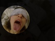 Elle teste une gorge profonde et avale tout - couple amateur coconut crazy