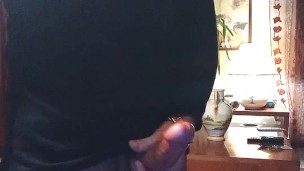 Straight man jerking off huge cumshot
