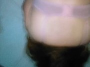 Follando a mi hermanastra mayor contra la cama